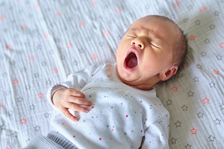 Baby- und Kleinkindschlaf verstehen